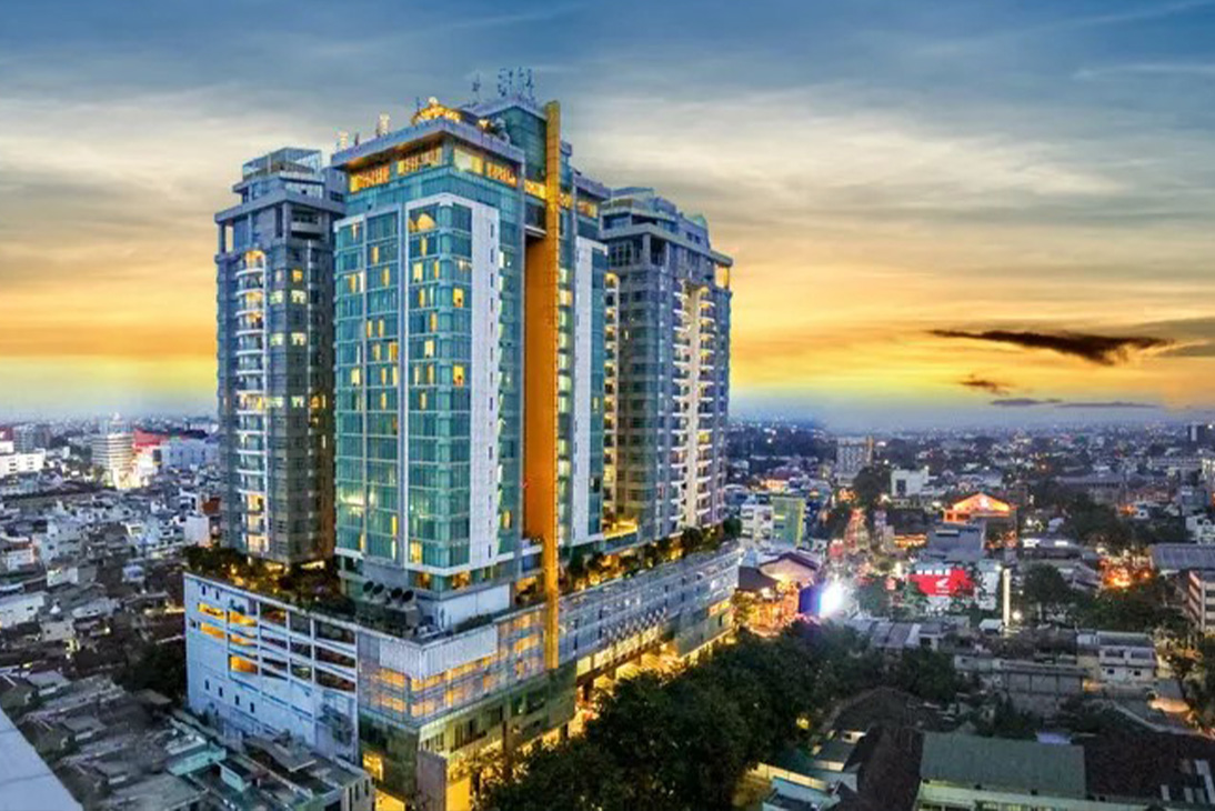 Cambridge Hotel
